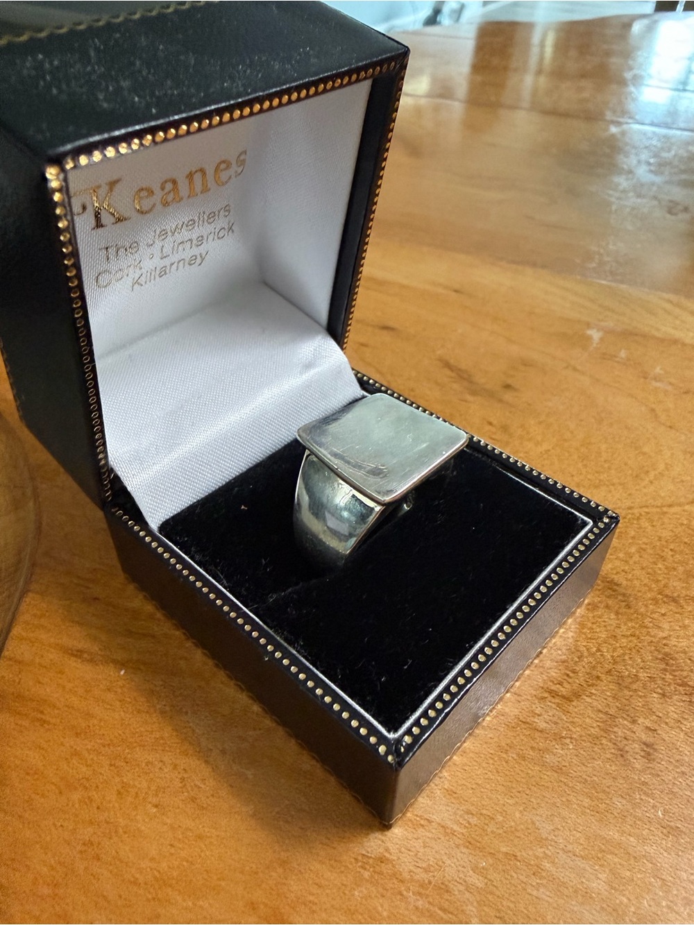 Ferroni Sterling Silver Ring Sz 7 Minimalist Abstract Design